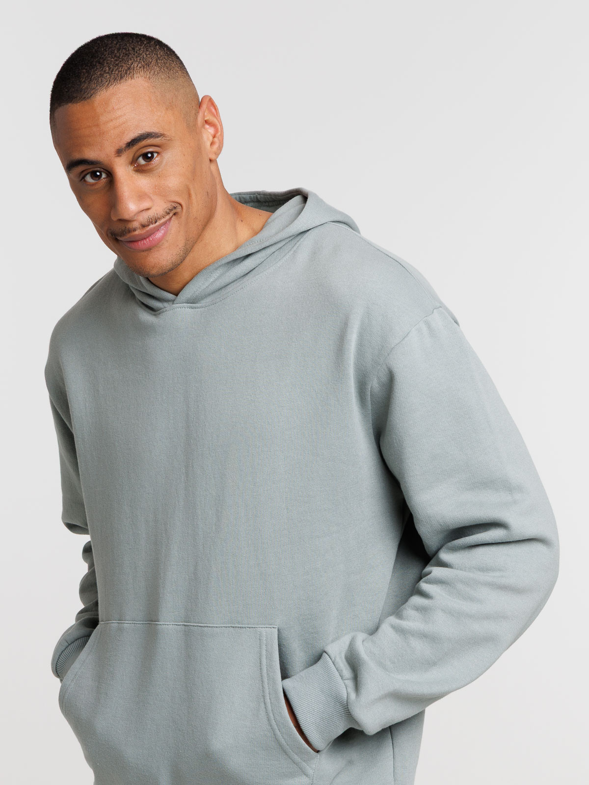 Sweat basique uni à capuche homme