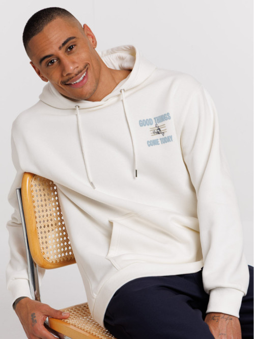 Sweat capuche motif devant...