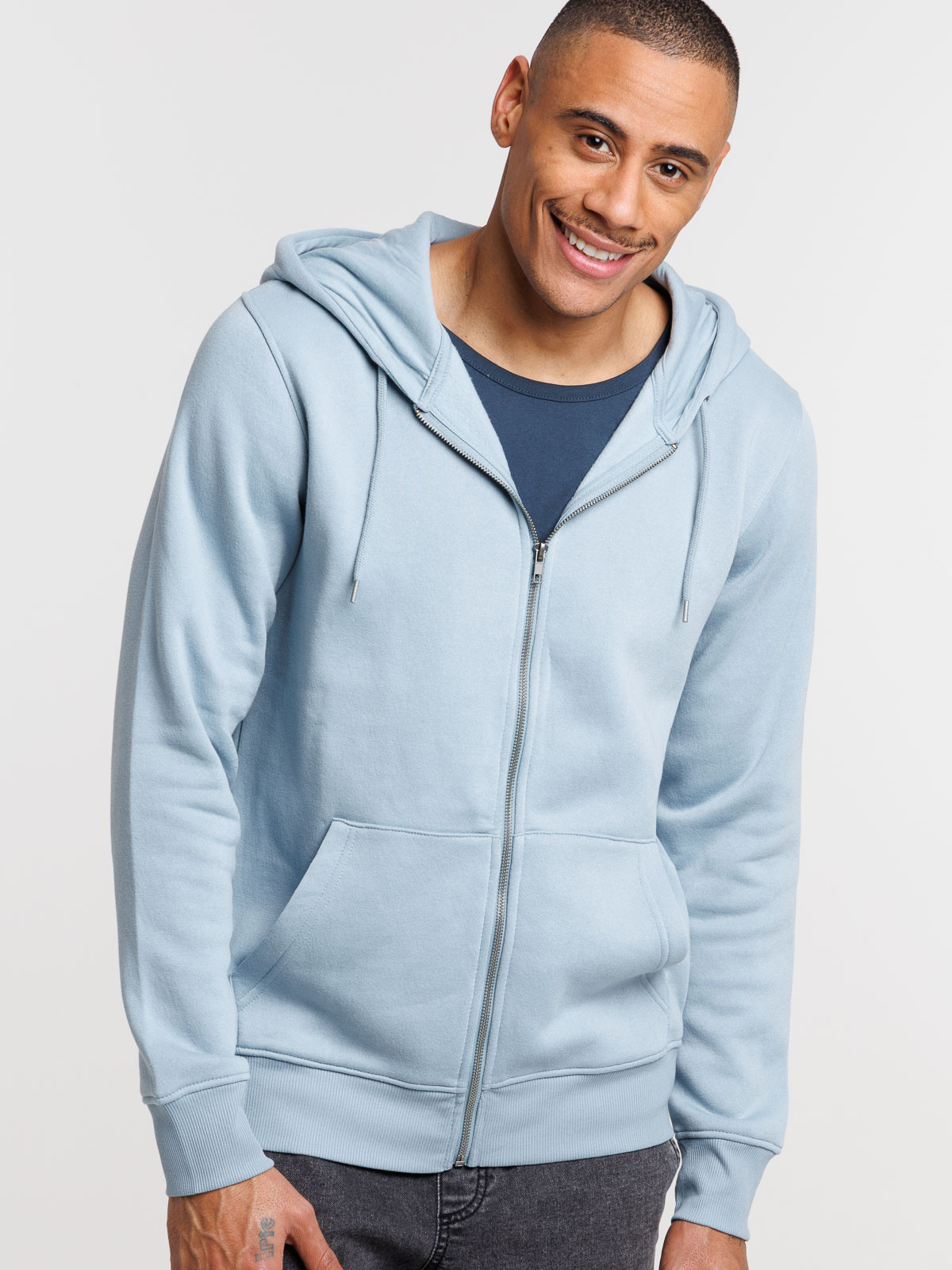 Sweat capuche zippé homme Sweat capuche zippé homme