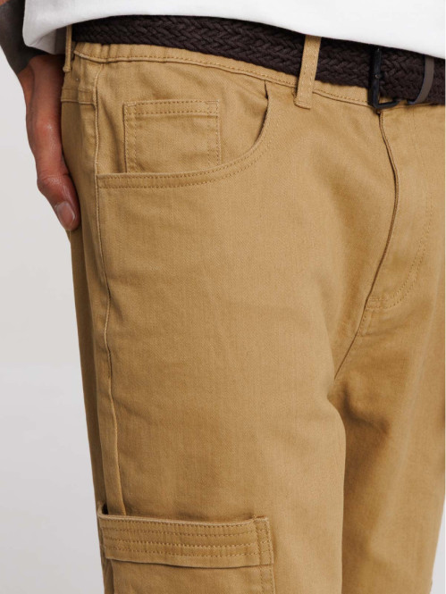 Pantalon cargo multipoches...