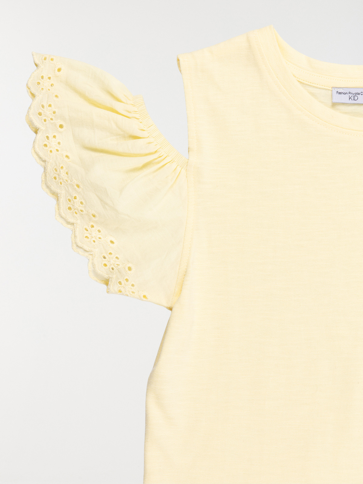 T-shirt épaules dénudées fille (3-12A) T-shirt épaules dénudées fille (3-12A)