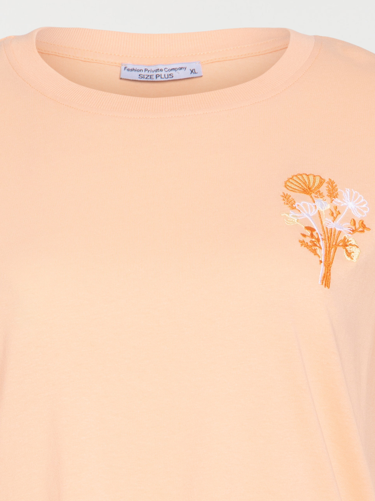 T-shirt fleur brodée femme grande taille