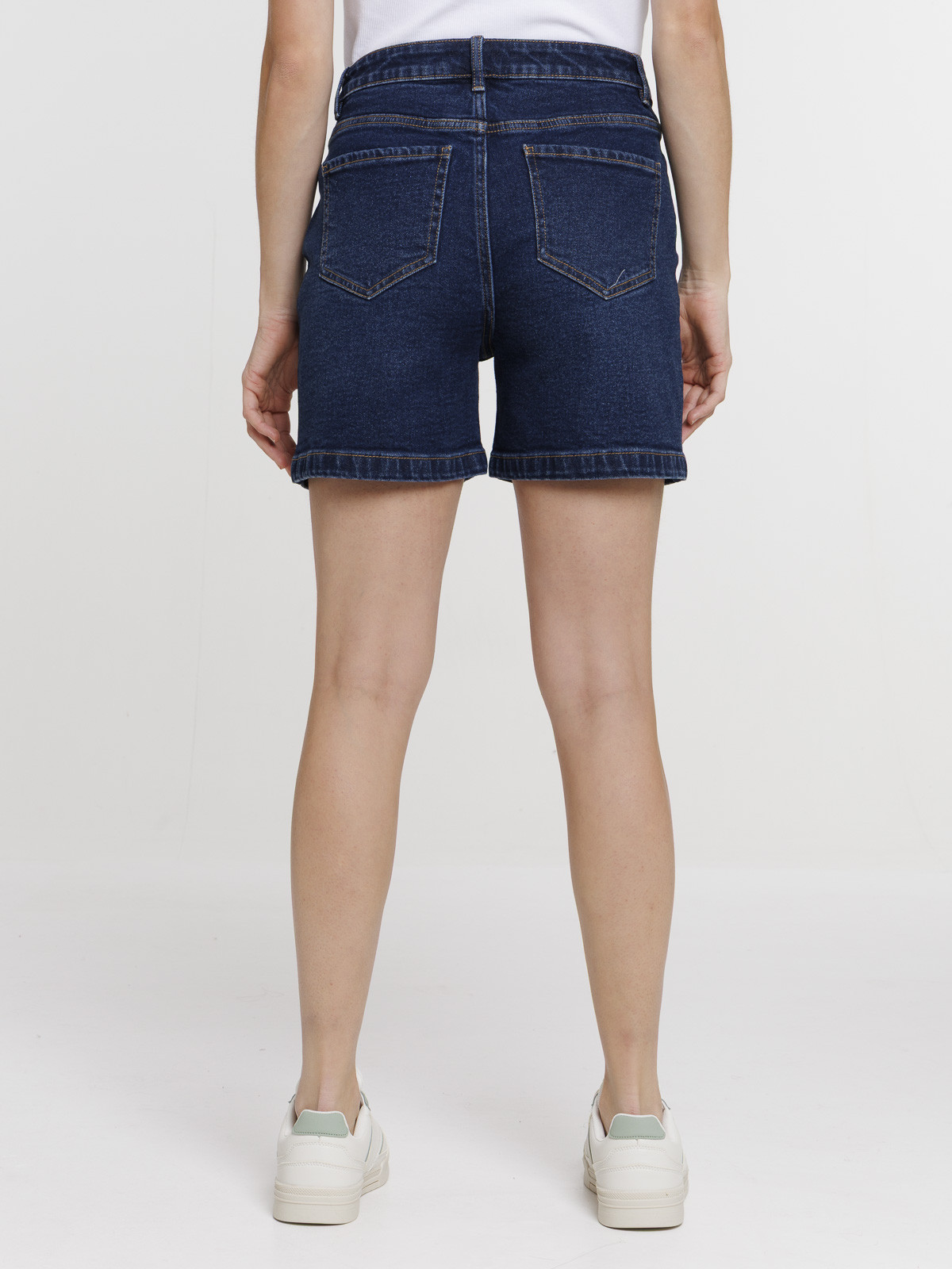Short en jean brut femme Short en jean brut femme