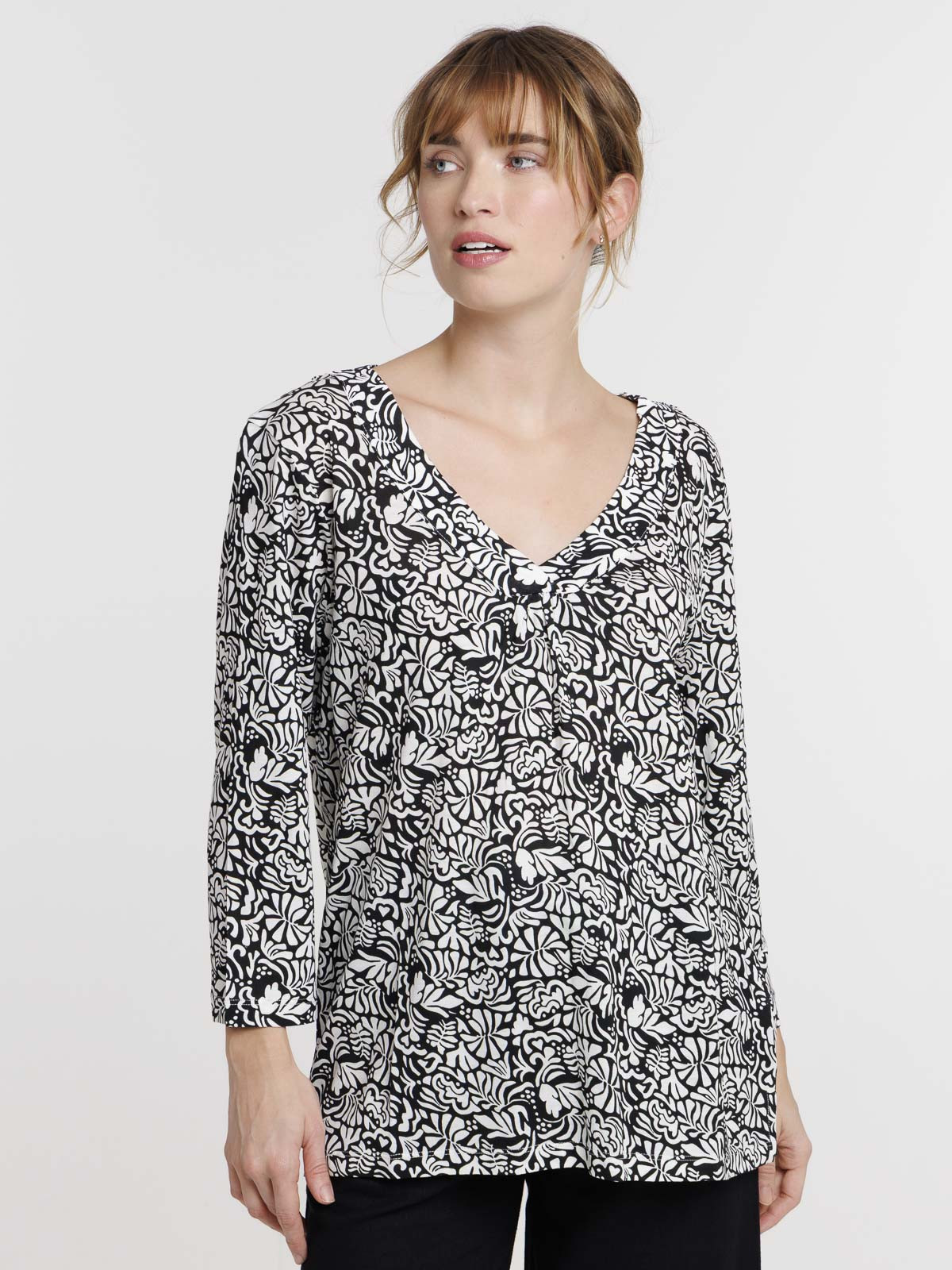 T-shirt noir imprimé végétal femme