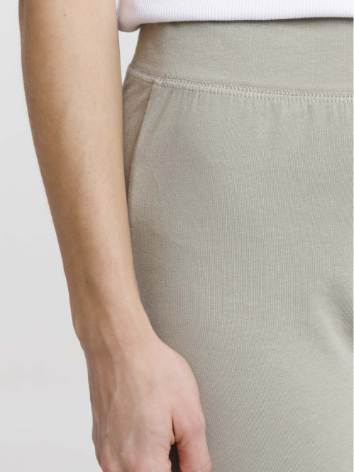 Pantalon sport évasé mousse...