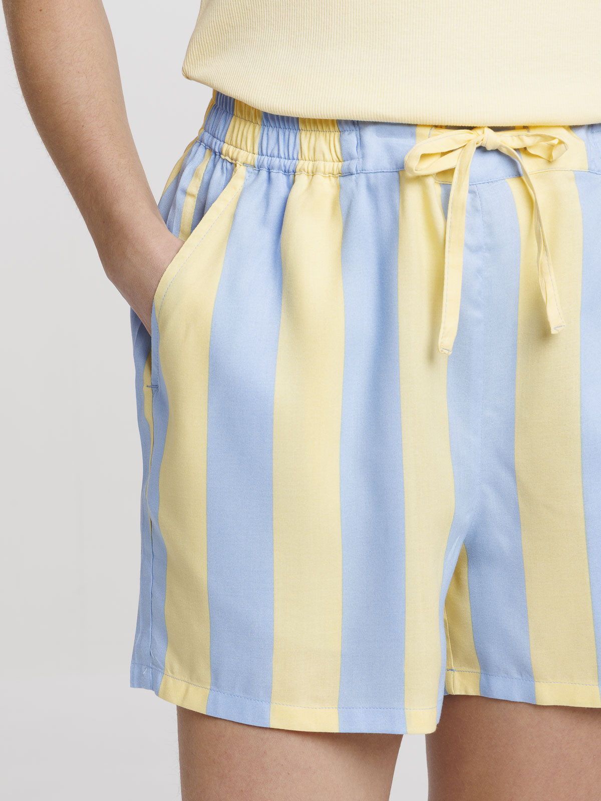 Short de nuit à rayures femme 