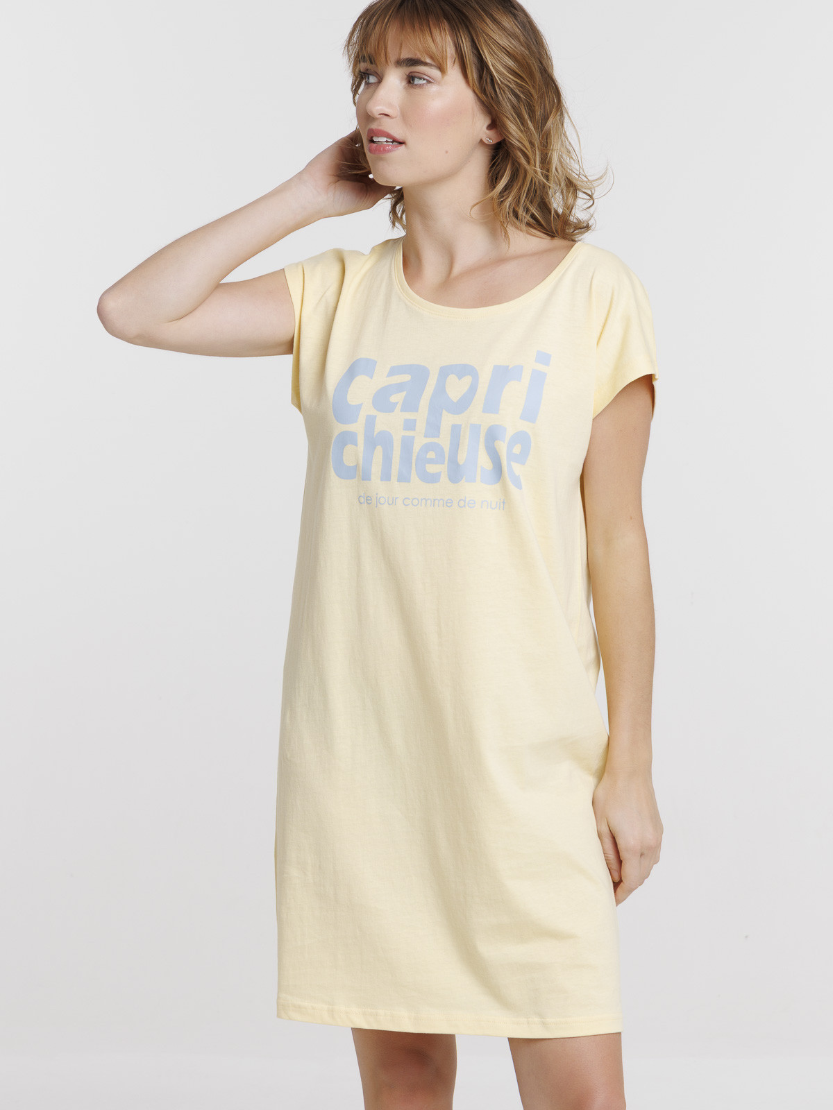 Chemise de nuit caprichieuse femme