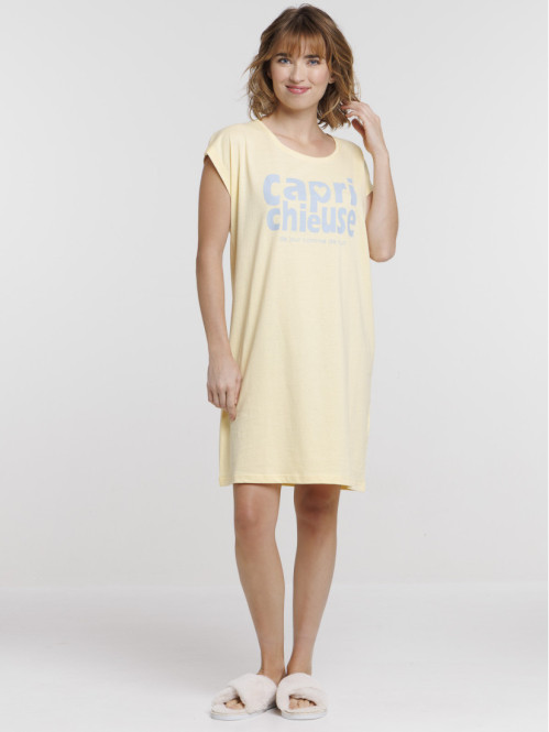 Chemise de nuit caprichieuse femme
