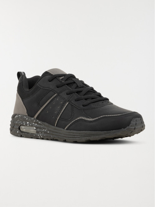 Baskets homme coloris noir (40-46)