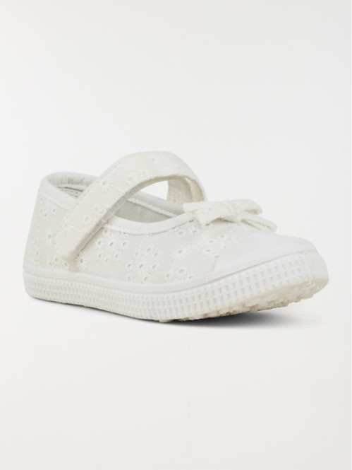 Ballerine brodée blanche...