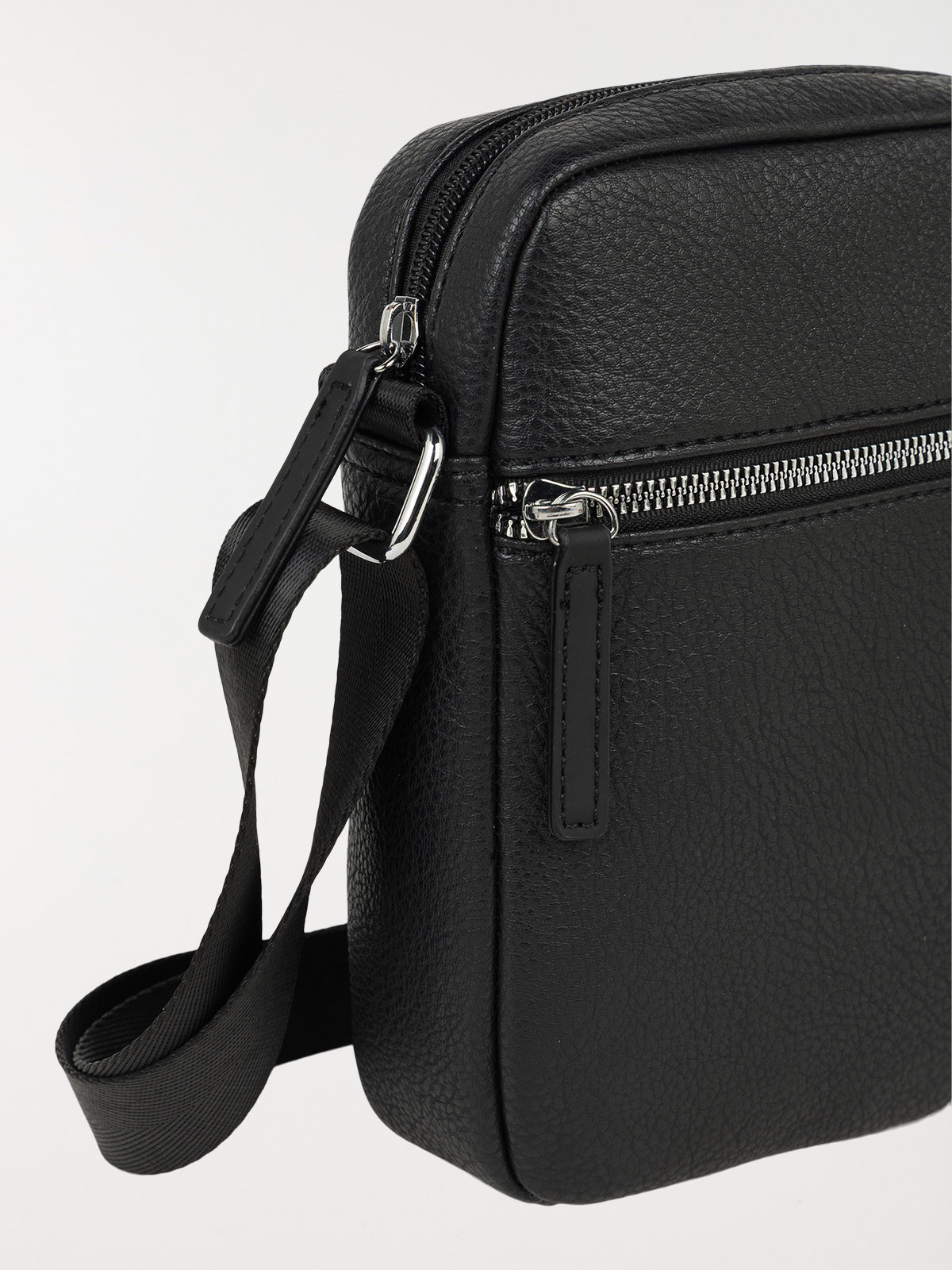 Pochette noire bandoulière homme