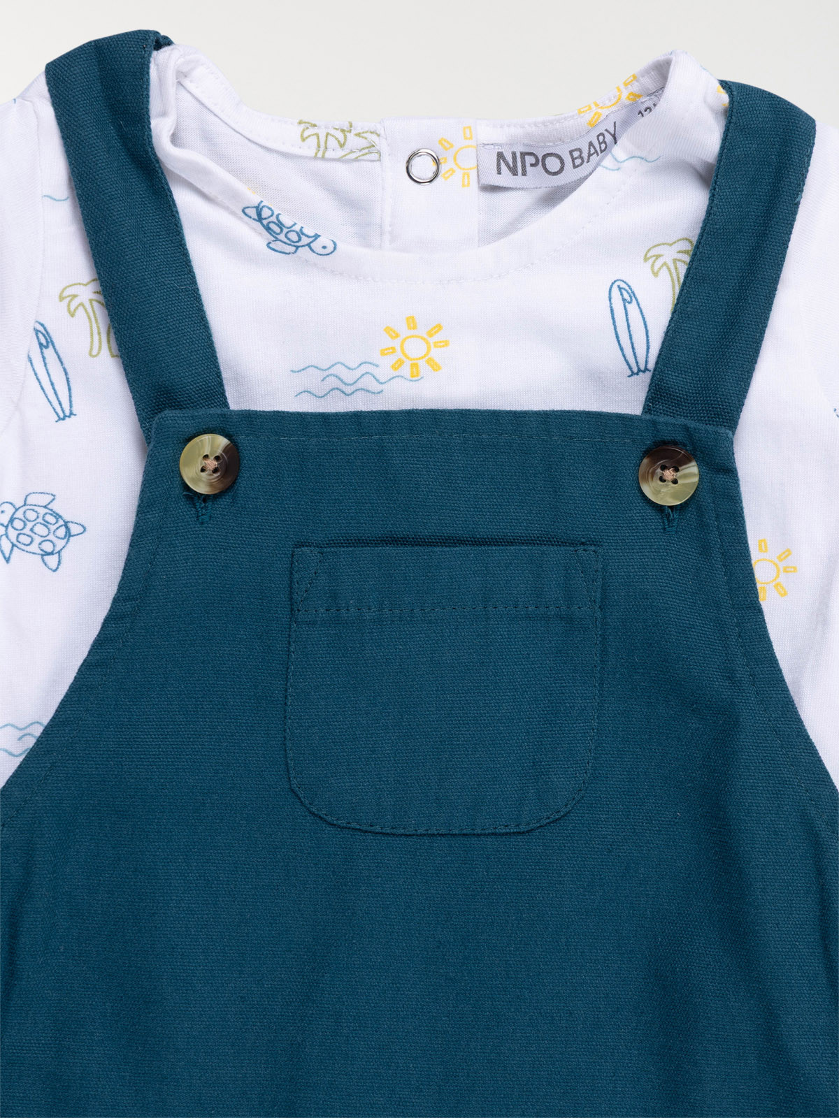 T-shirt et salopette garçon (3-36M) T-shirt et salopette garçon (3-36M)
