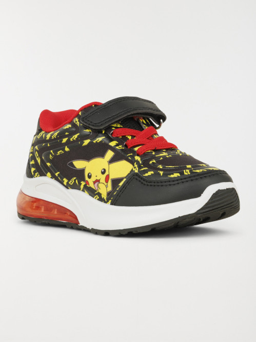 Baskets noires Pikachu...