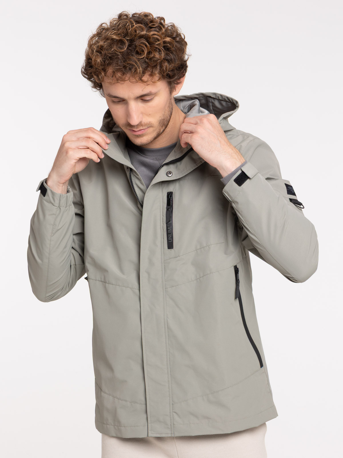 Blouson capuche multipoches homme