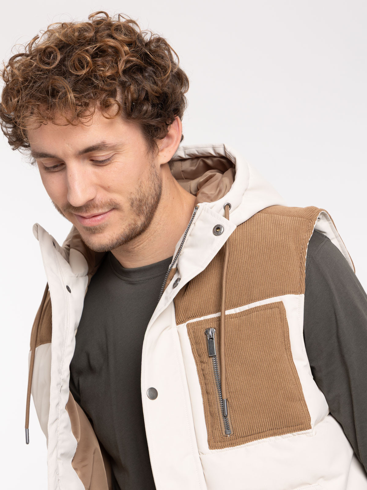 Blouson sans manches capuche homme Blouson sans manches capuche homme