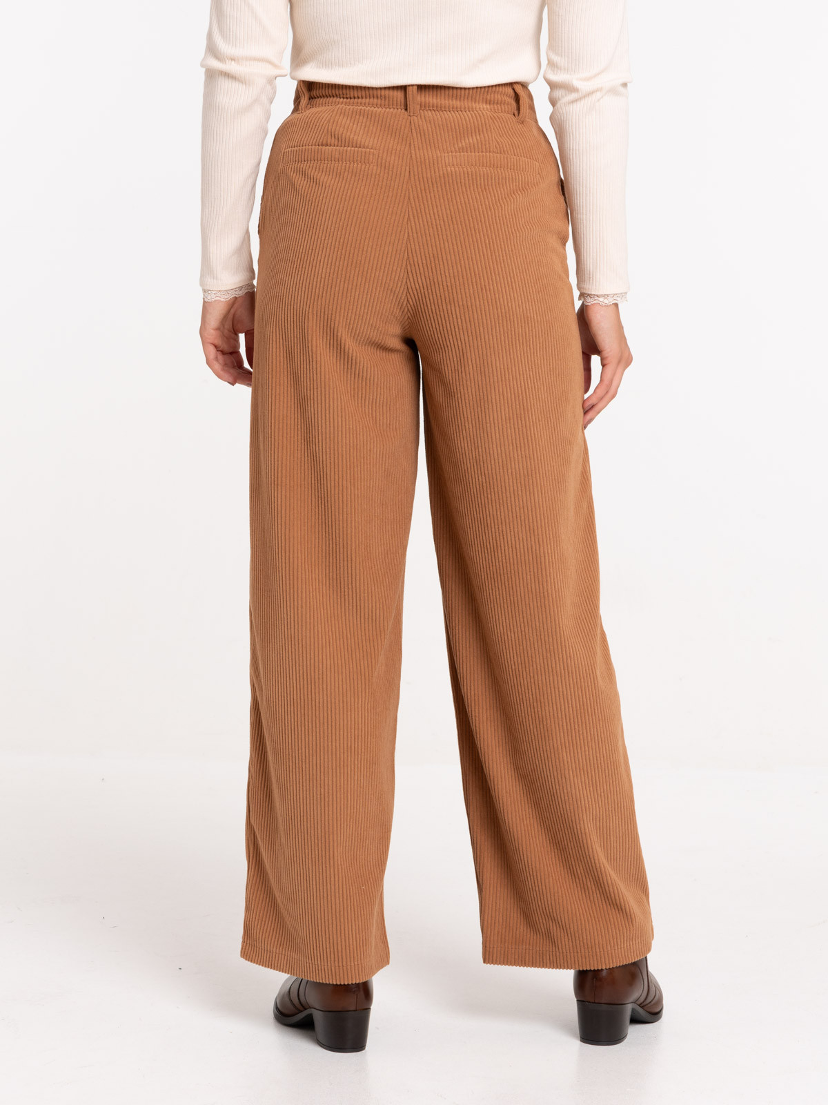 Pantalon large velours camel foncé femme