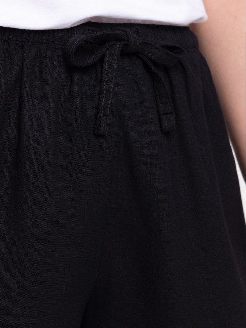 Short coloris noir femme