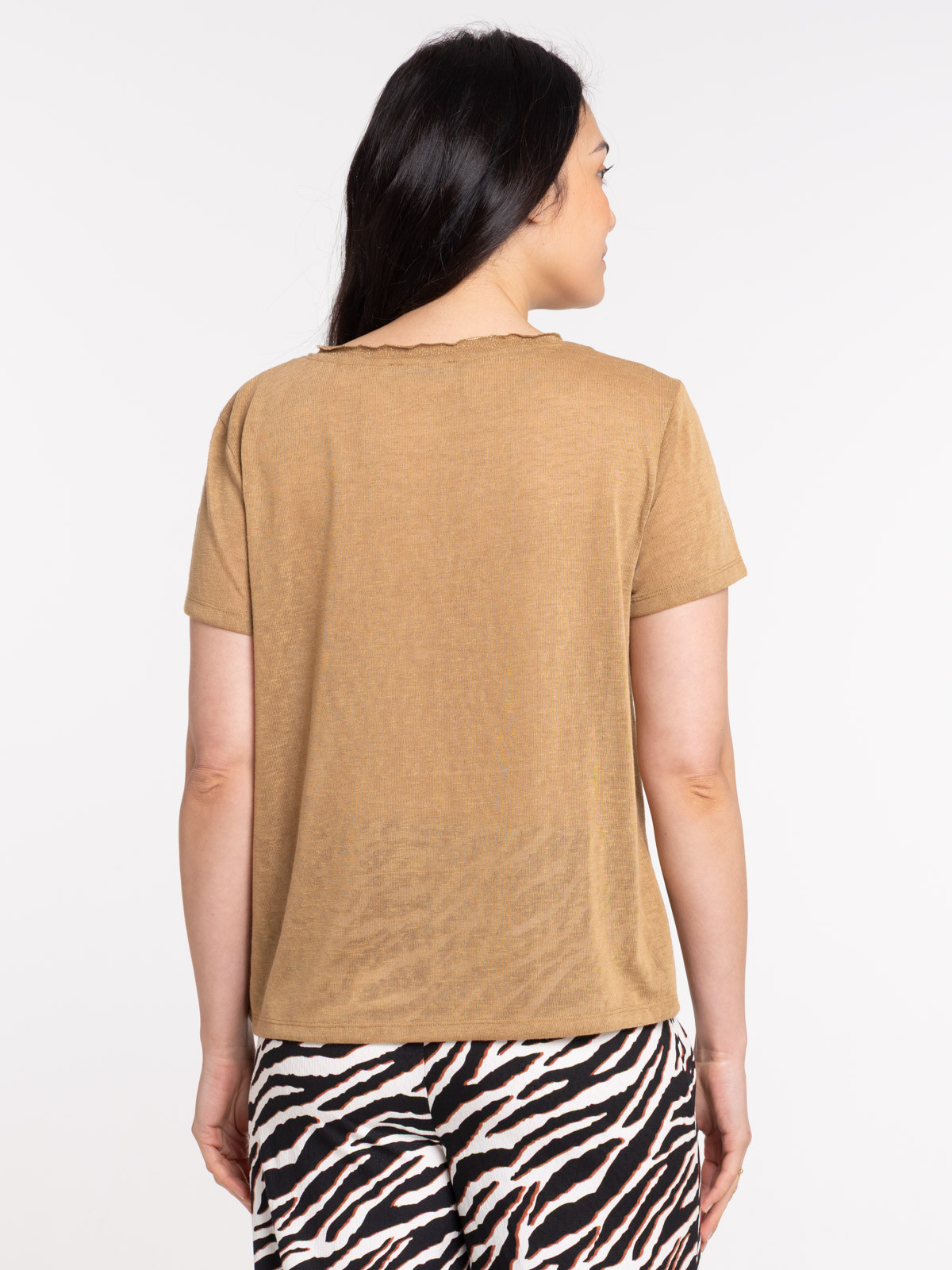 T-shirt col V caramel femme