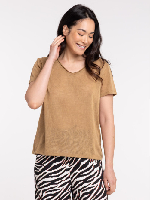 T-shirt col V caramel femme