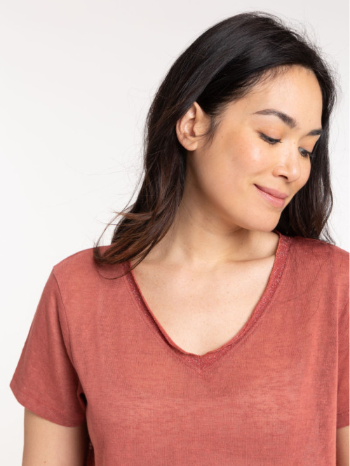 T-shirt col V marsala femme