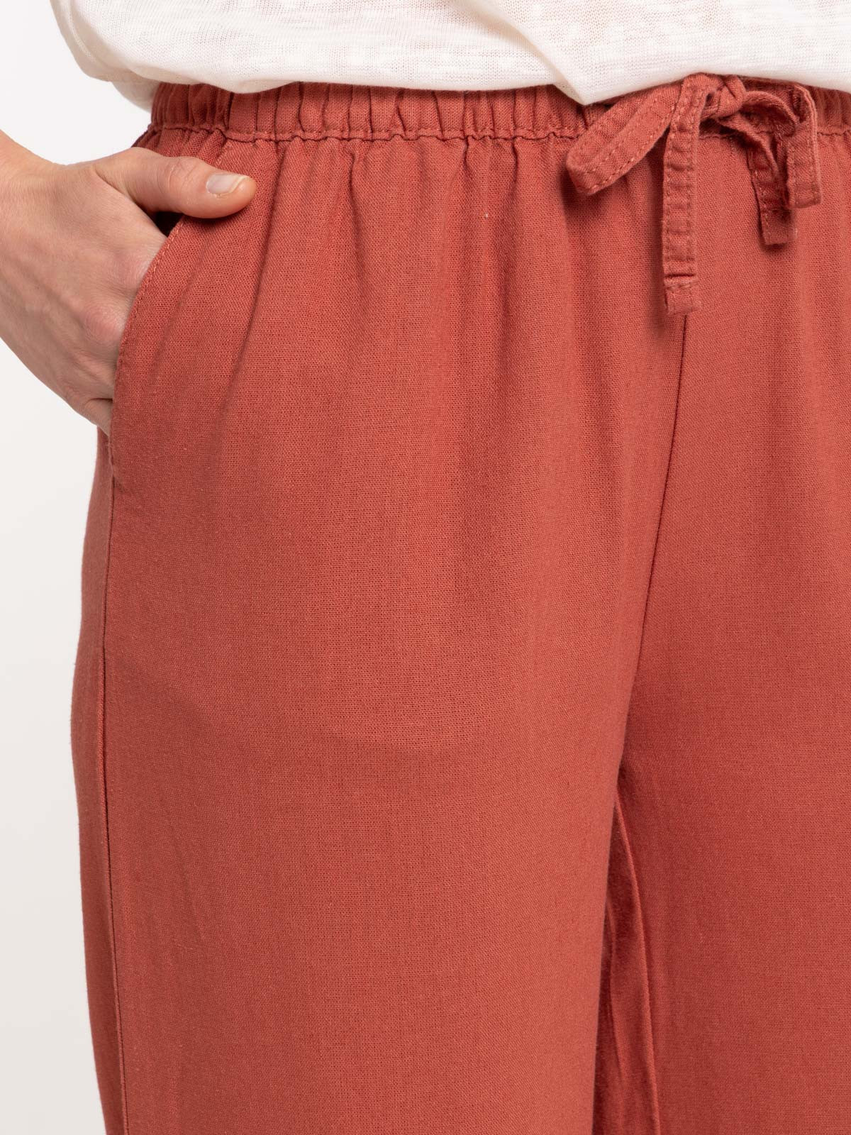 Pantalon coloris marsala femme