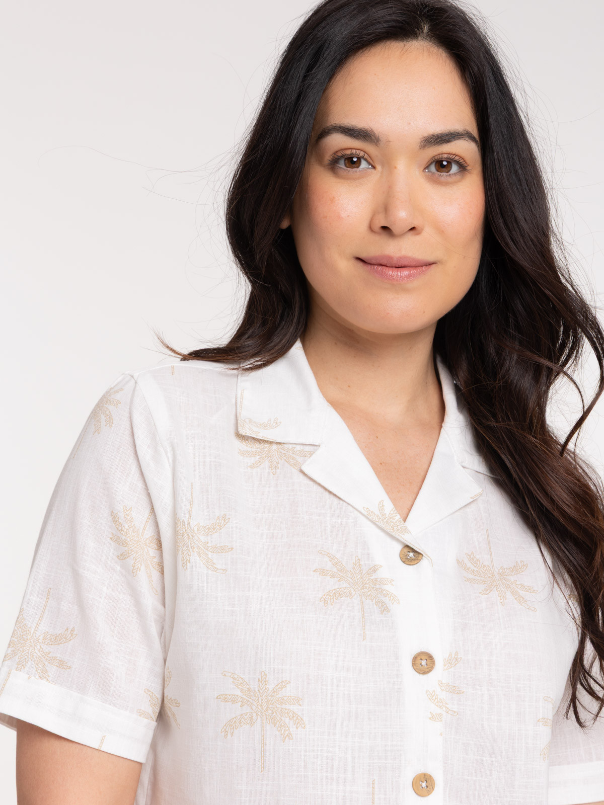 Chemise courte femme motif palmier