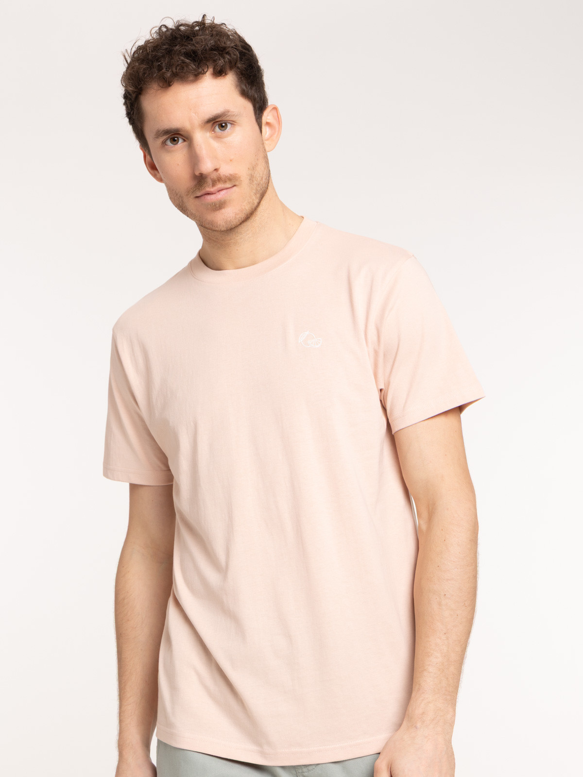 T-shirt col rond motif poitrine homme