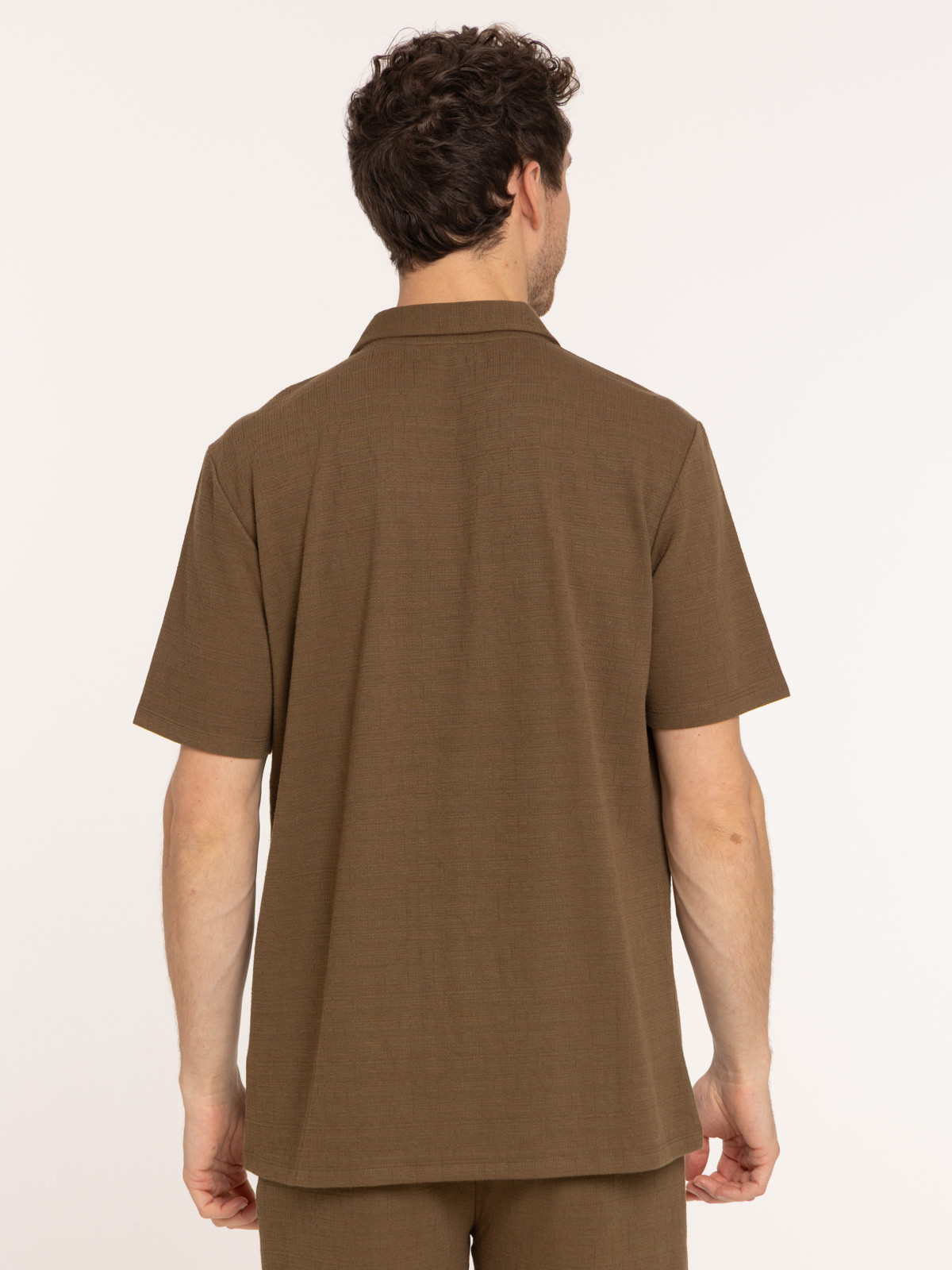 Chemise col tailleur homme