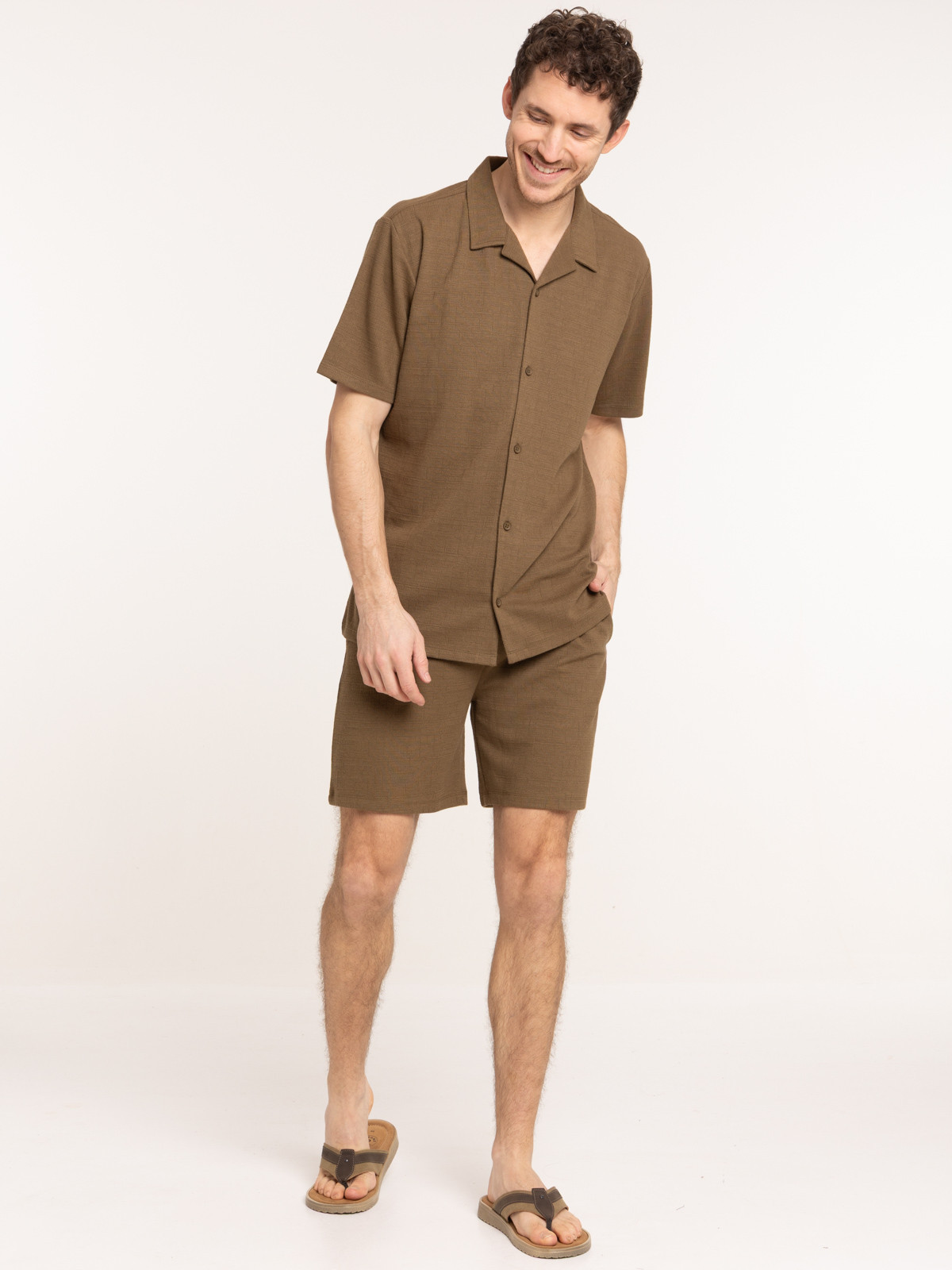 Chemise col tailleur homme