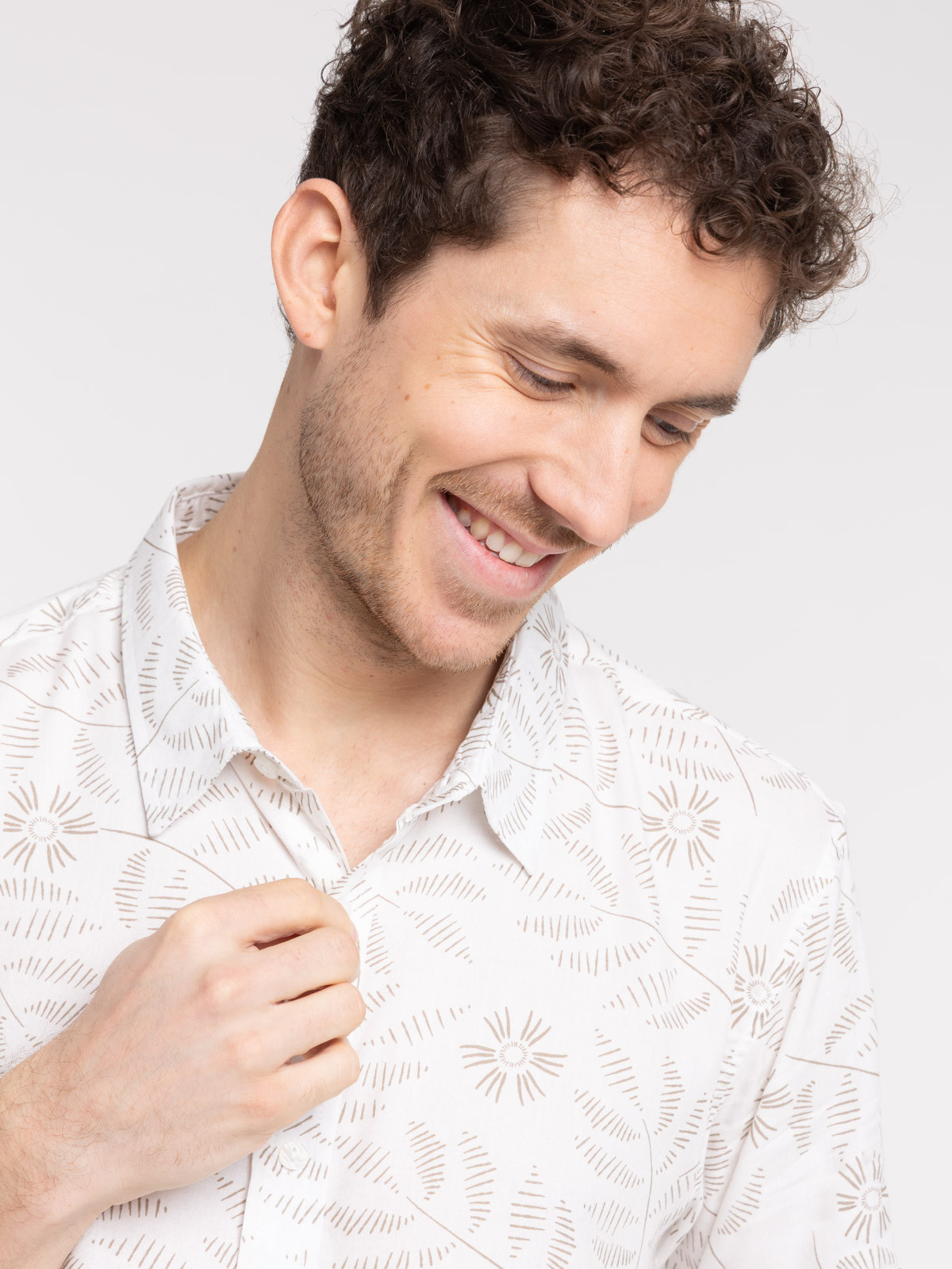 Chemise imprimée feuillage homme