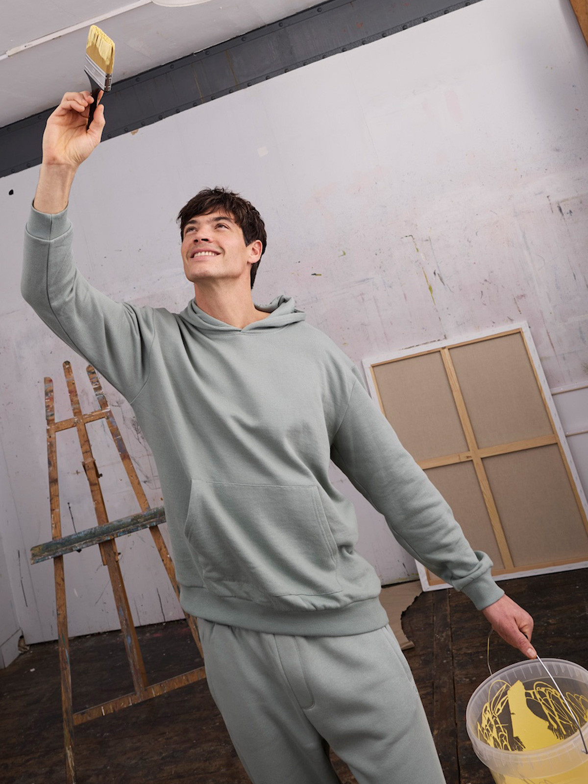 Sweat basique uni à capuche homme