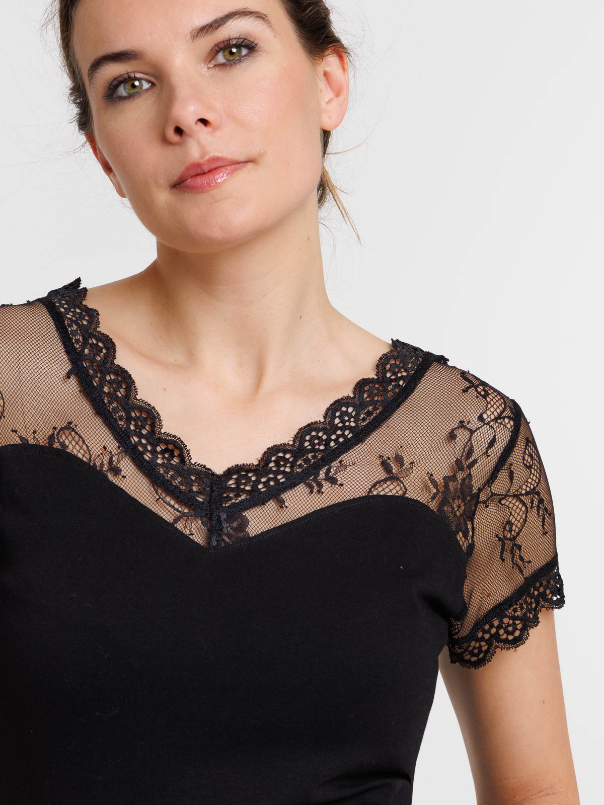 T-shirt dentelle noir femme