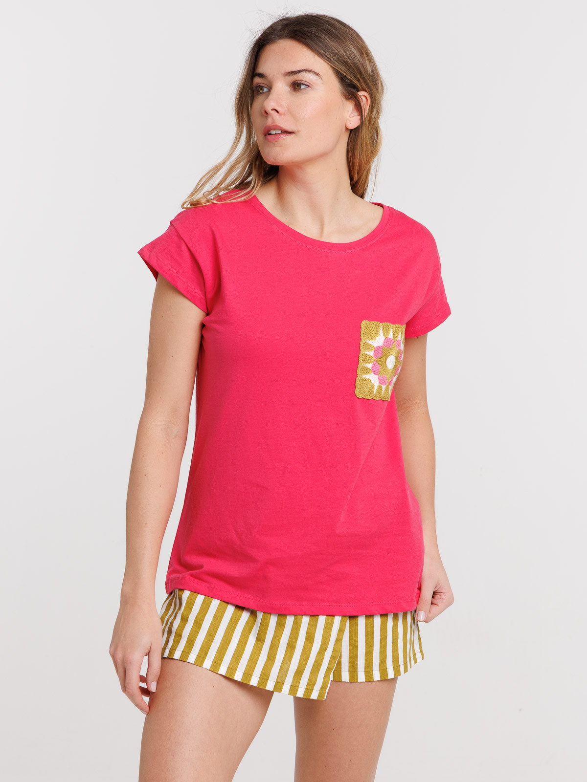 T-shirt motif macramé coloré femme