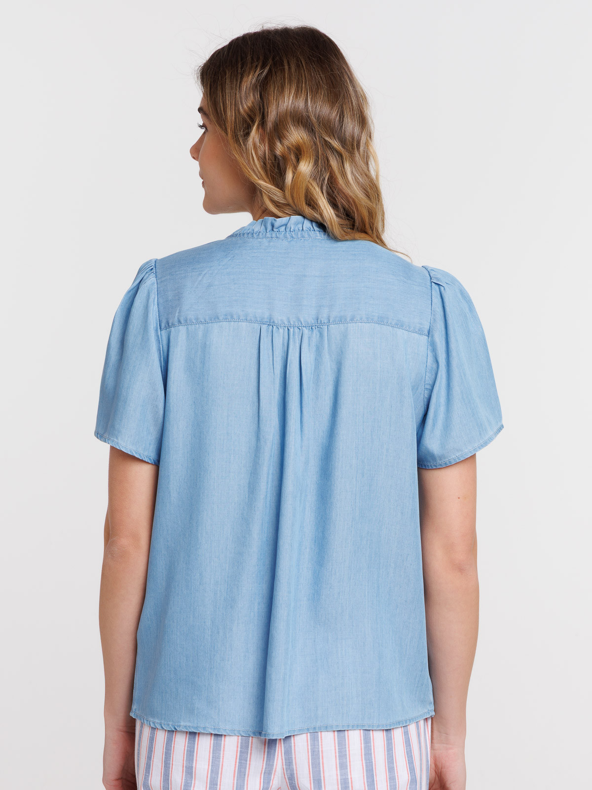 Chemise manches courtes femme bleu pâle