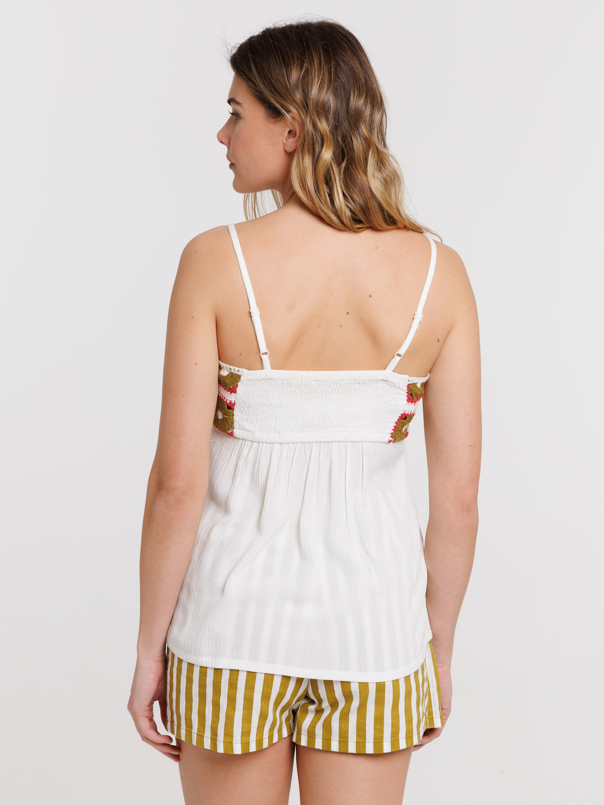 Top à bretelles macramé coloré femme