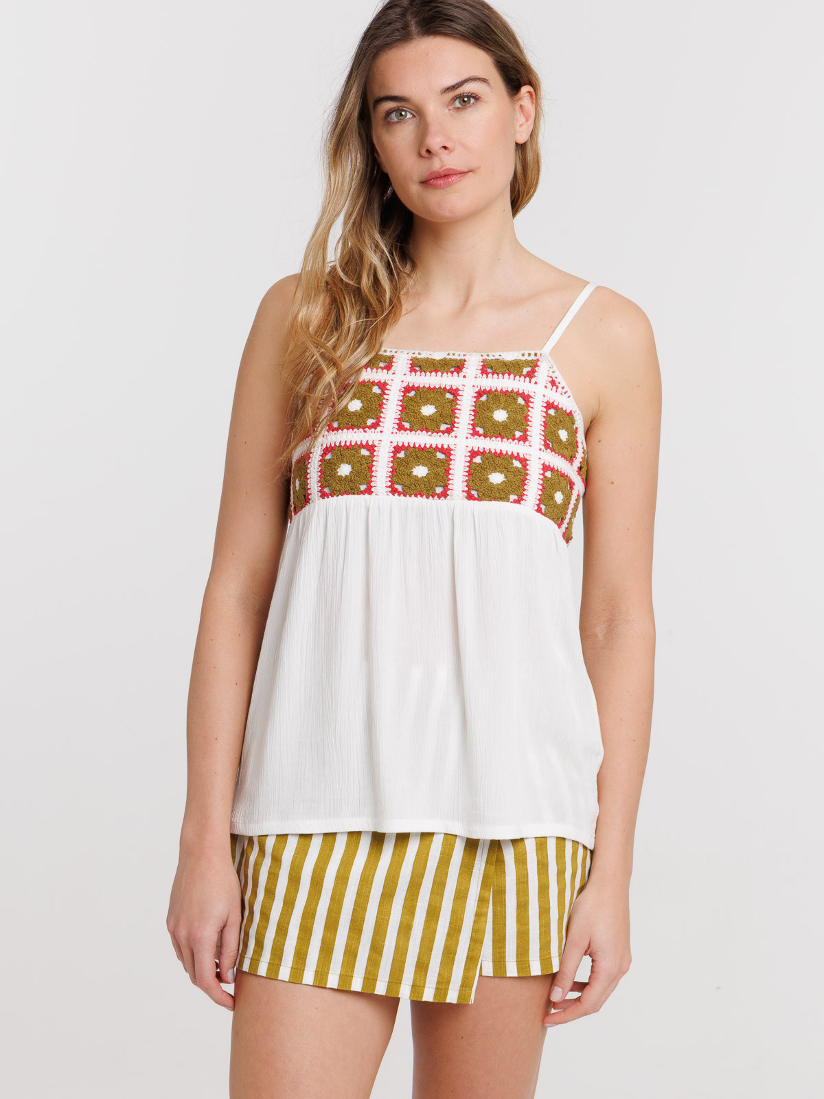 Top à bretelles macramé coloré femme