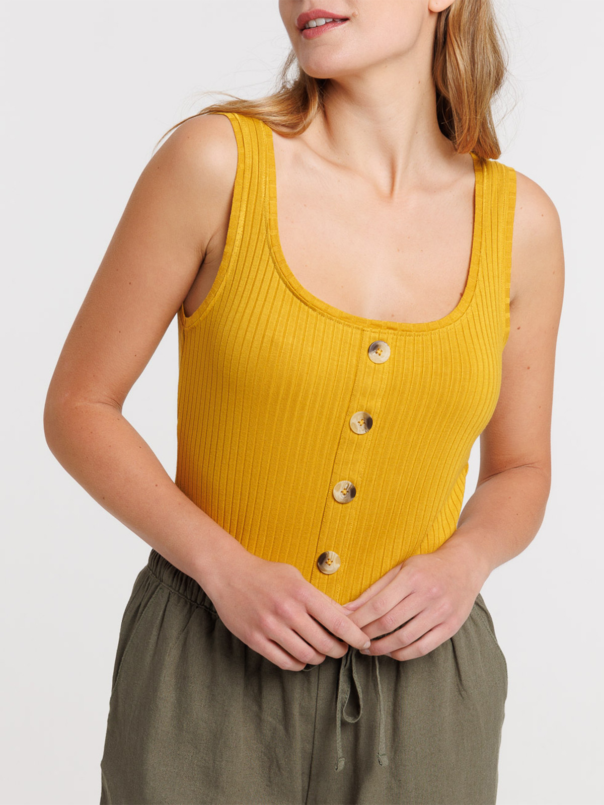 Débardeur boutons jaune curry femme