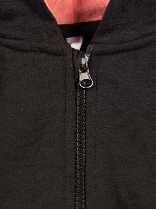 Sweat à capuche de sport...