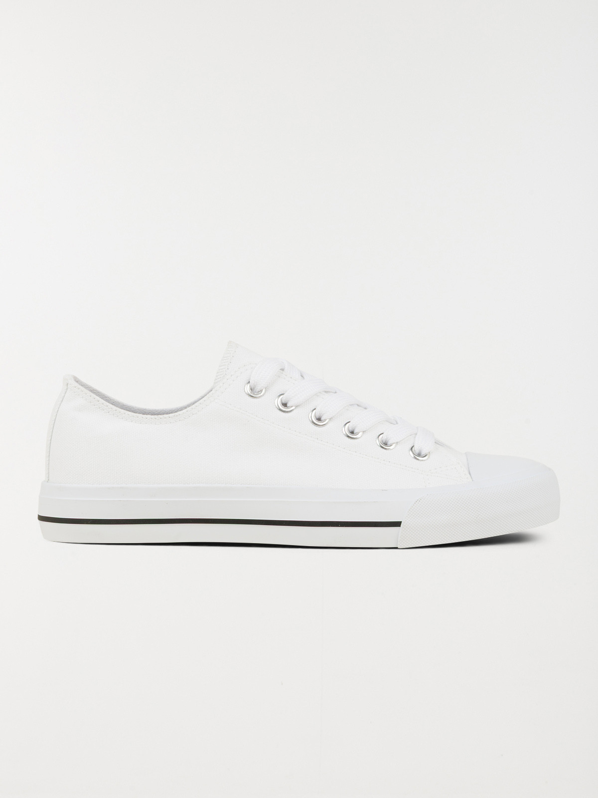 Tennis en toile blanche femme (36-41) Tennis en toile blanche femme (36-41)