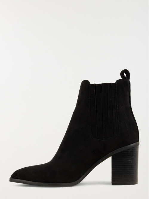 Bottines noires suédines...