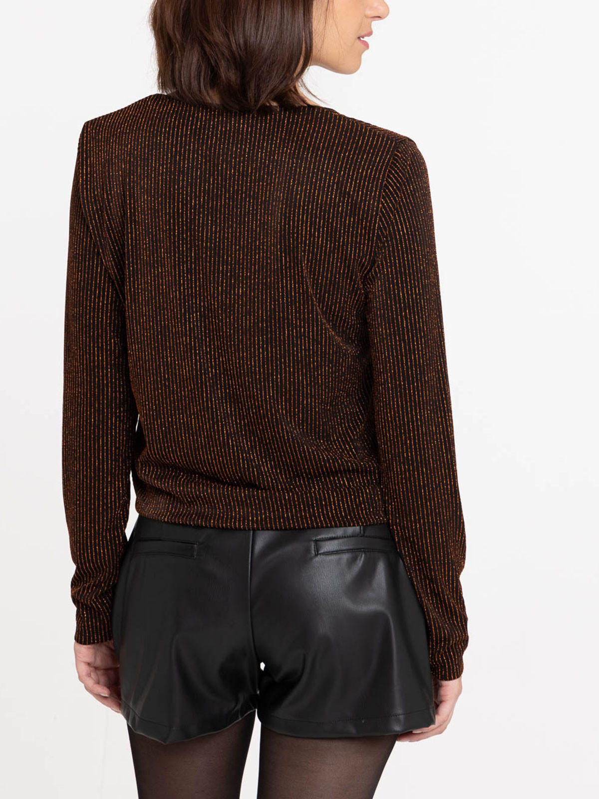 T-shirt femme col carré noir