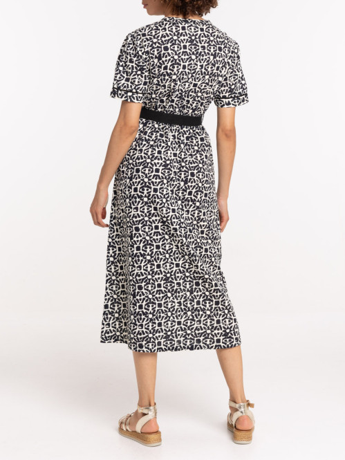 Robe imprimée avec ceinture...