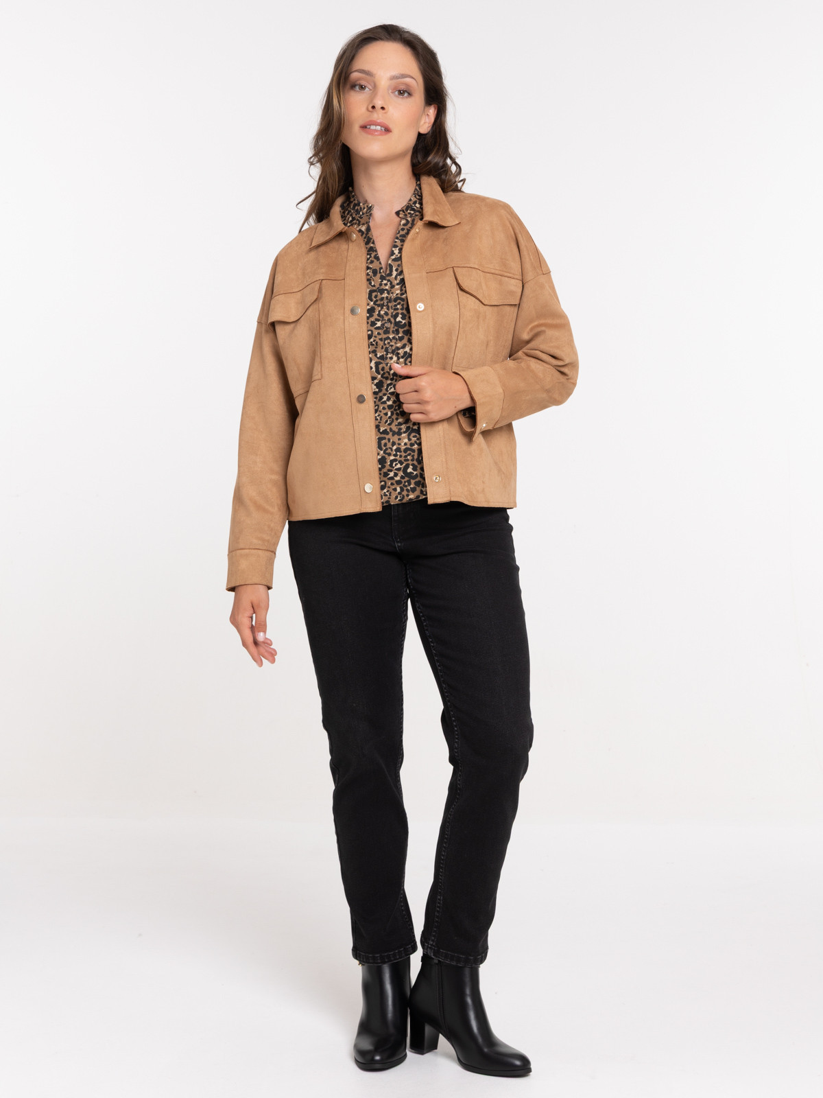 Surchemise courte suédine femme