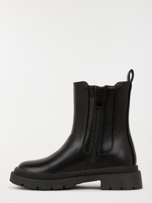 Bottines coeurs noires...