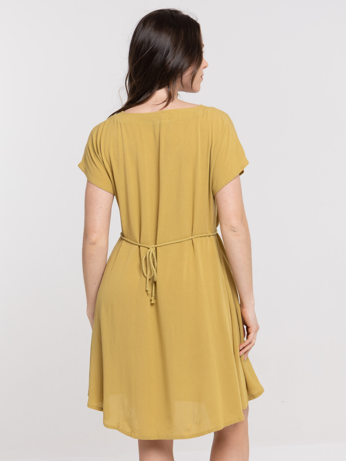 Robe courte femme perles à la taille