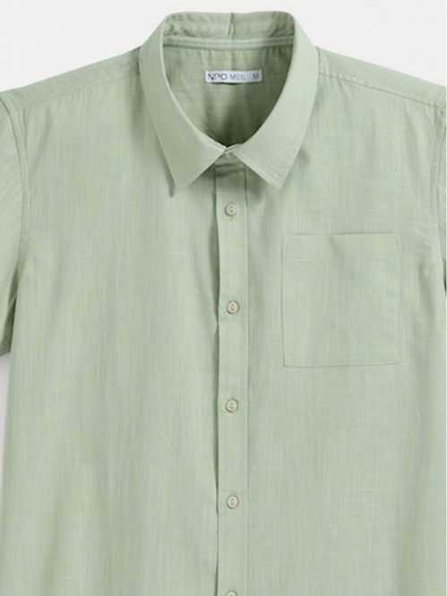 Chemise manches courtes...