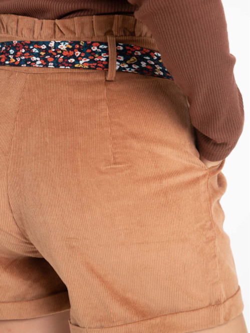Short velours ceinture...