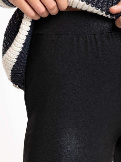 Legging noir effet brillant...
