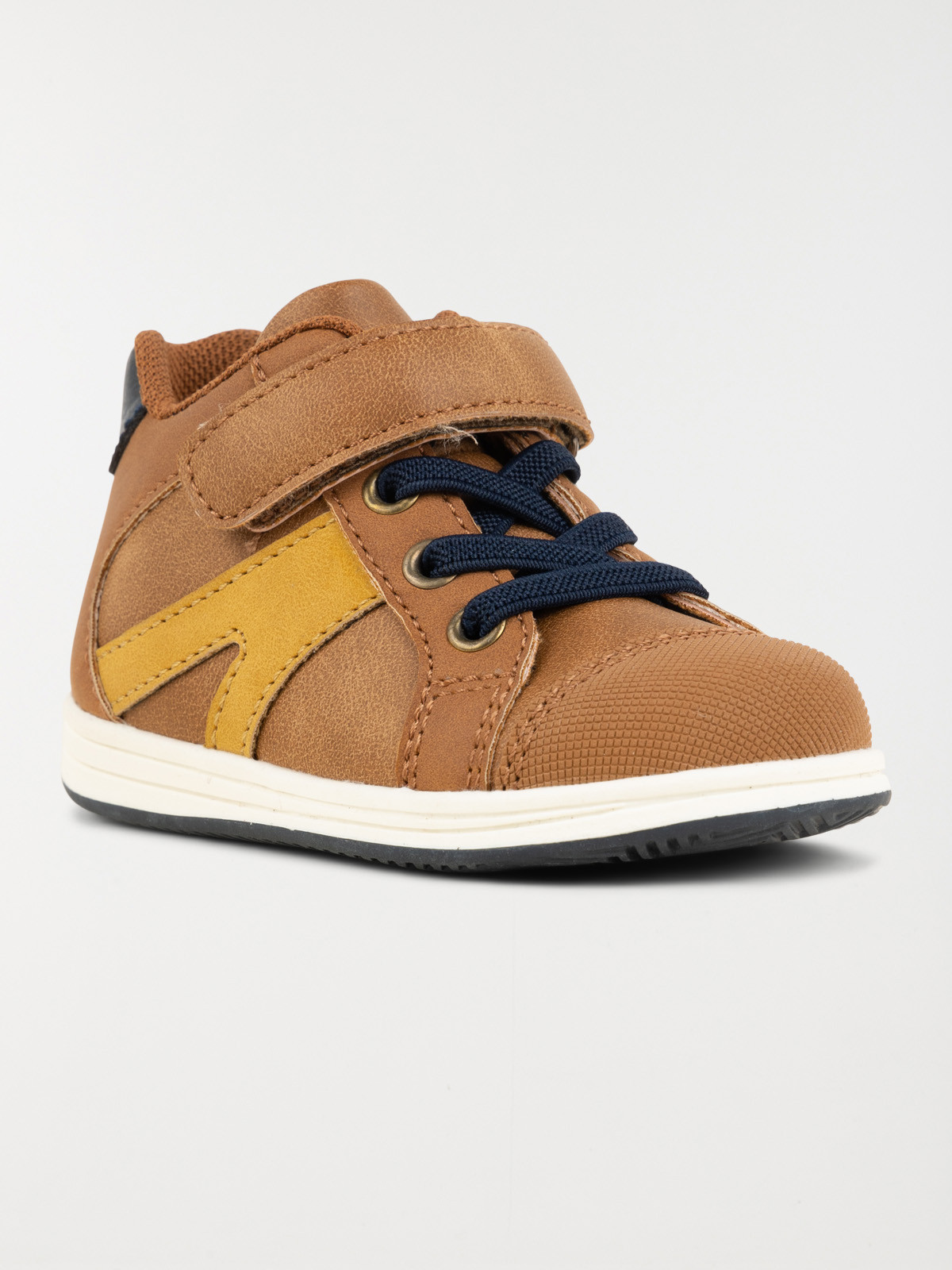 Chaussures garçon camel (18-23) Chaussures garçon camel (18-23)