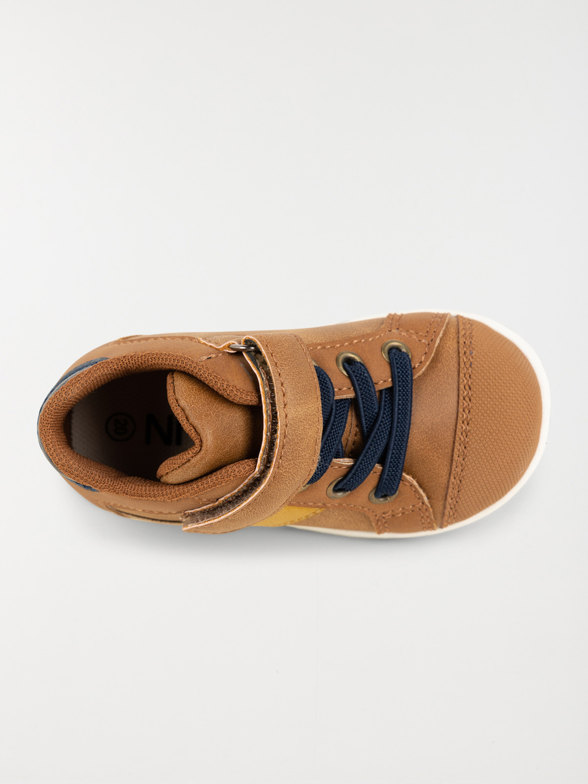 Chaussures garçon camel (18-23) Chaussures garçon camel (18-23)